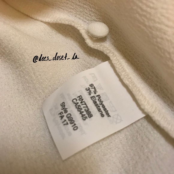 Madewell Crepe Button-Shoulder Top - Picture 6 of 7